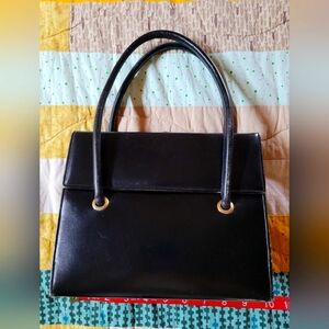 Chic Elegant Black Handbag Queen Purse